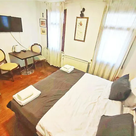 Taksim Luxurious Style Estambul