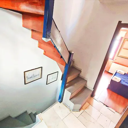 Taksim Luxurious Style Apartahotel 3*