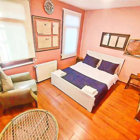 Taksim Luxurious Style Lägenhetshotell 3*