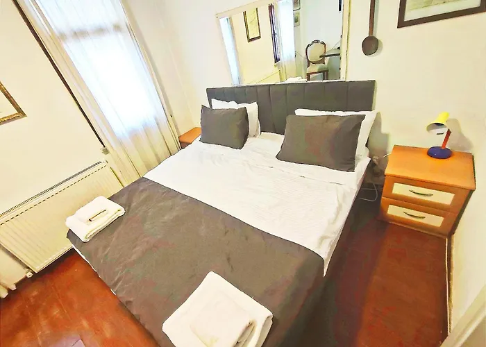 Taksim Luxurious Style Aparthotel 3*